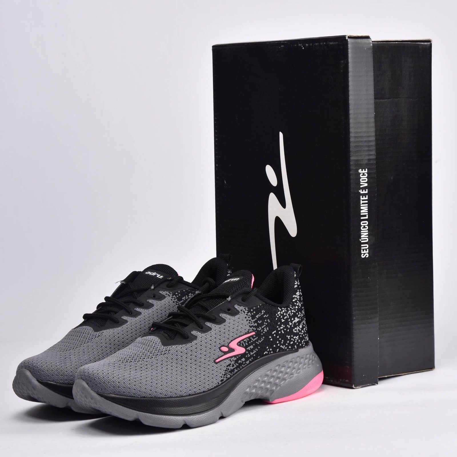 1000258974.jpg ACTION FLOAT PRETO/ROSA CHOQUE – Image 1