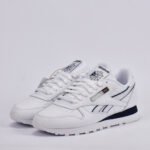 REEBOK CLASSIC LEATHER WHITE/WHITE/NAVY – Image 2